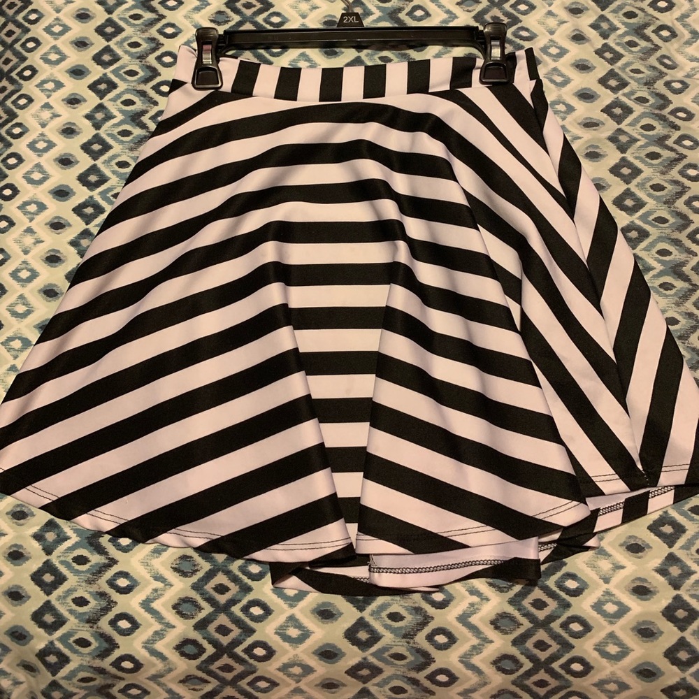 Black and white stripe skirt